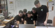 Stire din Cultură-Educație : Doi olimpici mirciști au organizat un important concurs județean de informatică, cu participare națională