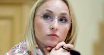 Stire din Sport : Ministrul Gabriela Szabo, în vizită la sportivii de la CS Farul