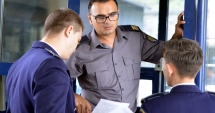 Stire din Eveniment : Gafe incredibile la încadrările din sursă externă. Candidați respinși, dar trecuți mai departe, CNP-uri publicate pe site
