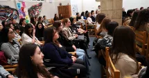 Stire din Cultură-Educație : Gala de Excelență la Biblioteca Județeană. Cititorii fideli și bibliotecarii de top, premiați de Ziua Cărții