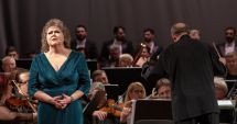 Stire din Cultură-Educație : „Gala Anului Nou 2022” primul eveniment la Teatrul „Oleg Danovski”