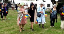 Stire din Politică-Administrație : Garden Party la Palatul Elisabeta. Mii de invitați prezenți, în ciuda ploii