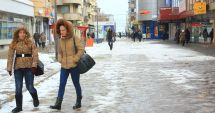Stire din Social : Gata ninsoarea! Rămâne vântul, la Constanța!