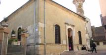 Stire din Cultură-Educație : Musulmanii celebrează Noaptea Nașterii Profetului Muhammed (PbuH)