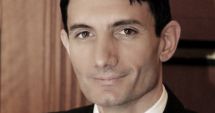 Stire din Politică-Administrație : Deputații au decis! Ridicarea dividendelor se va face la trimestru