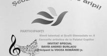 Stire din Cultură-Educație : Elevii strâng bani pentru dotarea  secției de nou-născuți a Spitalului Județean