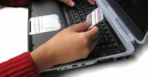 Stire din Diverse : Goana după reducerile Black Friday va poate goli conturile