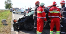 Stire din Eveniment : Grav accident rutier! Un taximetrist și clientul său, morți pe loc