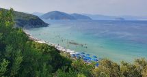 Stire din Social : Trei zone din Grecia unde riști să rămâi fără mașină: "Sunt folosite apoi la traficul de migranți"