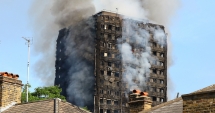 Stire din Actualitate : EXISTĂ MINUNI! POVESTE IMPRESIONANTĂ A UNEI FAMILII PRINSE ÎN IADUL DIN LONDRA