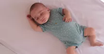 Stire din Sănătate : Greutatea mică la naștere este un semn de îngrijorare