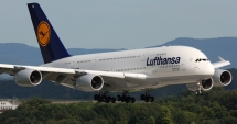 Stire din Actualitate : Disputele salariale de la Lufthansa continuă.  Piloții amenință  cu o nouă grevă