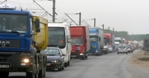 Stire din Eveniment : Guvernul îngheață RCA, iar transportatorii renunță momentan  la protest