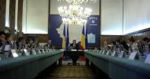 Stire din Politică-Administrație : VESTE BUNĂ PE FINAL DE AN! Zilele de 24 și 31 decembrie vor fi libere