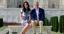 Stire din Monden : E oficial! Kate Middleton este însărcinată cu al treilea copil