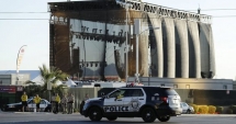 Stire din Eveniment : Atac armat în Las Vegas | Ce reprezintă numerele scrise de Stephen Paddock pe biletul găsit în camera sa de hotel