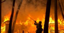 Stire din Actualitate : Nouă morți după incendiile din California. Lady Gaga, Cher și Kim Kardashian, evacuați din Malibu