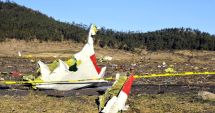 Stire din Actualitate : Mai multe companii suspendă folosirea avioanelor Boeing 737 Max 8, în urma accidentului din weekend