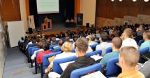 Stire din Cultură-Educație : Cadrele didactice  din universități, care nu au  doctorat, nu vor mai fi date afară