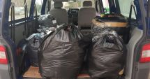 Stire din Eveniment : CAPTURĂ LA VAMA VECHE! Haine din Turcia, confiscate de polițiștii de frontieră