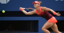 Stire din Sport : Tenis / Halep, premiu pentru cea mai frumoasă lovitură la Turneul Campioanelor