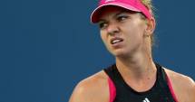 Stire din Sport : Tenis, Birmingham / Simona Halep s-a retras