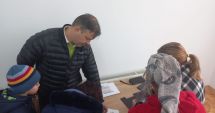 Stire din Politică-Administrație : Administraţia locală din Hârşova a oferit cadouri elevilor Liceului "Ioan Cotovu"