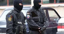 Stire din Eveniment : Descinderi la braconieri. Garda de Coastă a confiscat păstrugă, icre negre și mii de lei