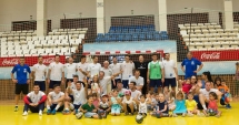 Stire din Sport : Handbaliștii de la HC Dobrogea Sud  au plecat în cantonament, în Slovenia