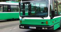Stire din Actualitate : Şofer ieșean, oprit să mai conducă autobuzele de transport public, după ce a pus în parbriz afişe antivaccin