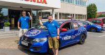 Stire din Eveniment : Noul Civic Tourer, record mondial în materie de eficiență