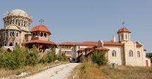 Stire din Social : Hramul mănăstirii "Sf. Ioan Casian". Lăsatul Secului de carne pentru Postul Mare