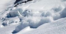 Stire din Social : Avertismentul salvamonțiștilor: Pericol uriaș de avalanșă în Munții Bucegi