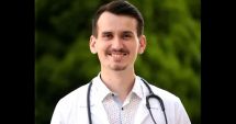 Stire din Eveniment : Declarații sfâșietoare ale familiei medicului rezident de 28 de ani găsit mort în casă