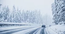 Stire din Actualitate : Ninge în aproape jumătate de țară. Circulație îngreunată și restricții pe DN1