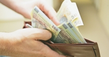 Stire din Economie : Iată cu cât a crescut câștigul salarial al românilor