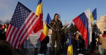 Stire din Actualitate : Susţinătorii lui Călin Georgescu manifestă în Piața Victoriei