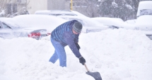 Stire din Social : Constănțeni, ieșiți  la curățat zăpada!