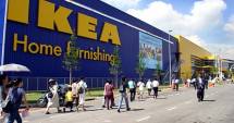 Stire din Actualitate : Bărbatul care a ucis două persoane la Ikea a încercat să se sinucidă