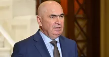 Stire din Actualitate : Bolojan, după prăbușirea dronei pe un bloc din Galați: „Apărarea României, limitată de dotare”