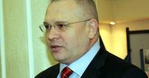 Stire din Politică-Administrație : Ilie Botoș a preluat atribuțiile lui Oprea la MAI