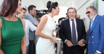 Stire din Monden : "Eu mi-am cumpărat întotdeauna singură mașinile"