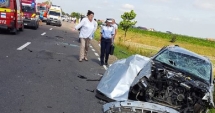 Stire din Eveniment : ACCIDENT RUTIER CUMPLIT /  Fetiță de trei ani în comă de gradul 4, tatăl mort, mama în stare critică