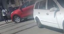 Stire din Eveniment : TENTATIVĂ DE OMOR CU MAȘINA! Tânăr lovit intenționat, chiar pe trecere, pentru că ar fi traversat prea încet