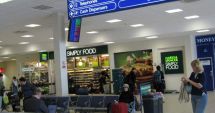 Stire din Eveniment : Sute de români blocați pe un aeroport din Anglia. Cursele către România au fost anulate două zile la rând