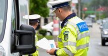 Stire din Eveniment : Șofer prins în timp ce încerca să dea mită 5000 lei unui polițist!