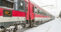Stire din Eveniment : Un tren de călători aparținând CFR a deraiat: Echipele de intervenție au ajuns la fața locului