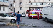 Stire din Eveniment : Update. TRAGEDIE în Poarta 6: o femeie a murit după ce a căzut de la etaj! Foto