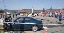 Stire din Eveniment : Un şofer băut a provocat un accident cu un mort şi trei răniţi, pe un drum judeţean