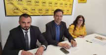 Stire din Politică-Administrație : LIVE TEXT. Conferinţă AUR la Constanţa. "Românul și comerciantul sunt afectați. Vom lupta pentru această libertate a oamenilor"